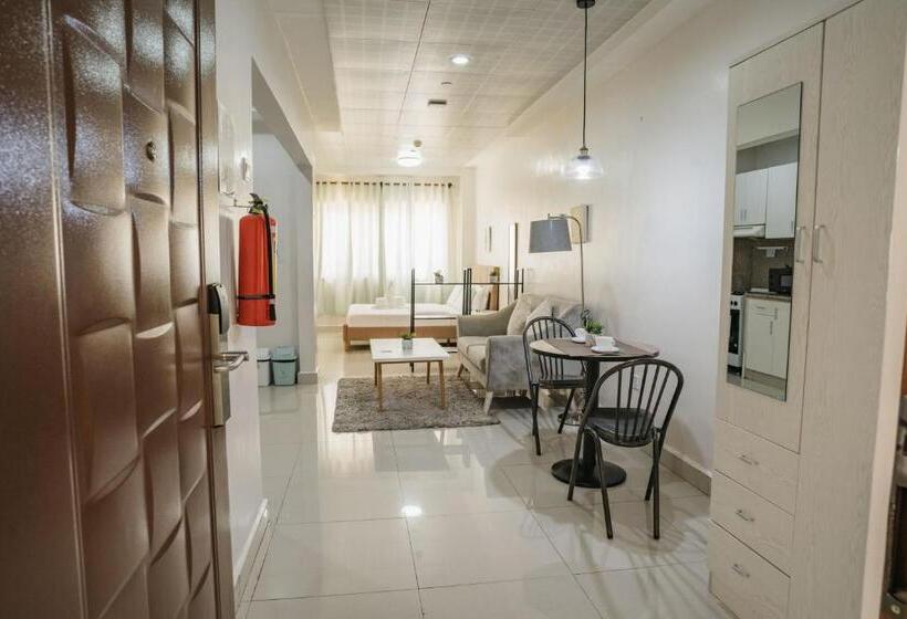 בית מלון כפרי Tancor Residential Suites