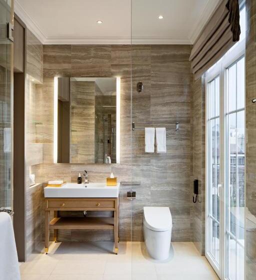 Отель The Grand Mansion Menteng By The Crest Collection