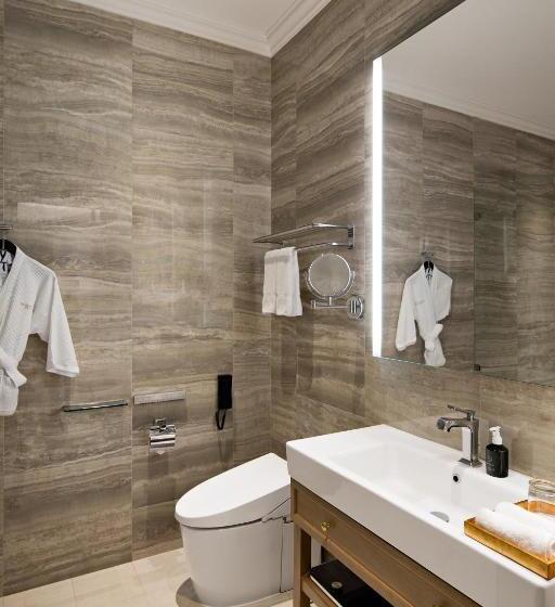 Отель The Grand Mansion Menteng By The Crest Collection