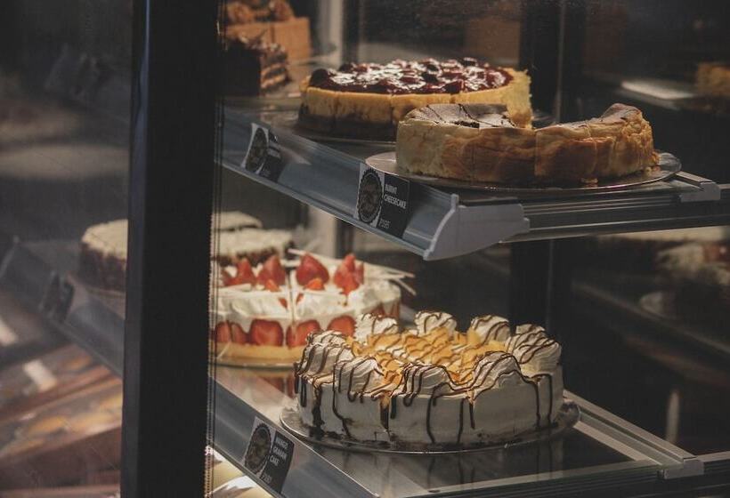 Hotel The Plaza Lodge Baguio