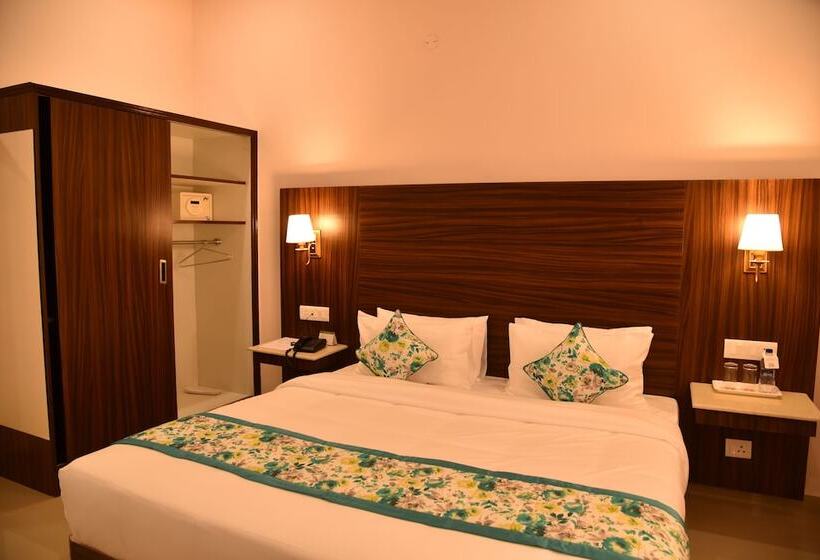 Mastiff Hotel Palampur