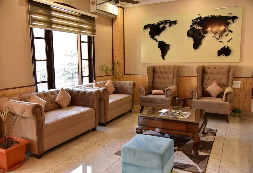 Mastiff Hotel Palampur