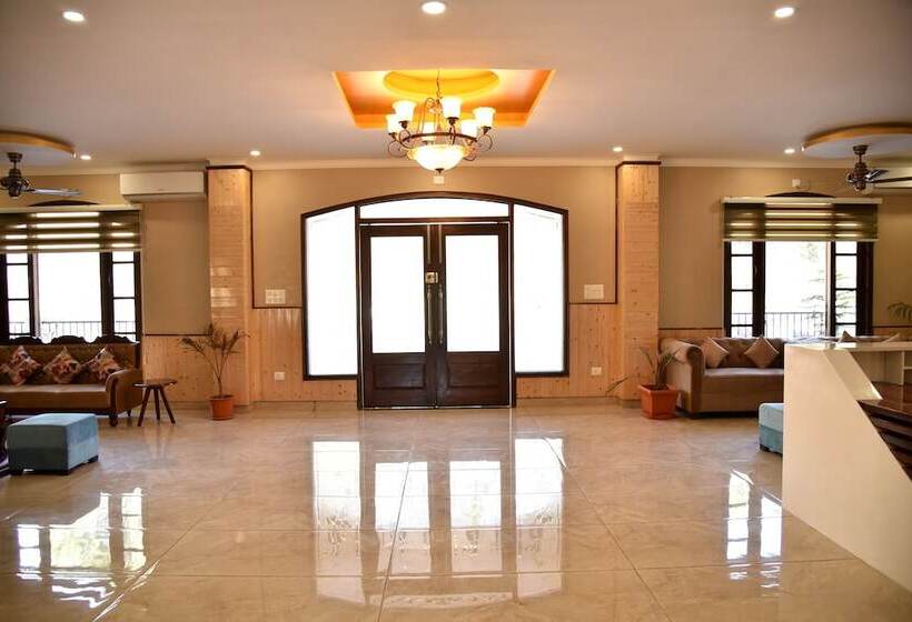 Mastiff Hotel Palampur