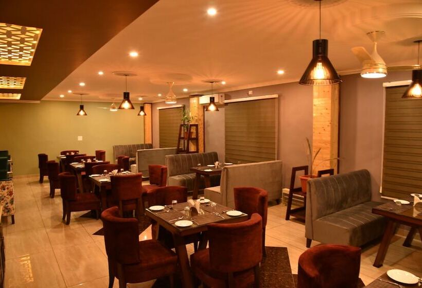 Mastiff Hotel Palampur