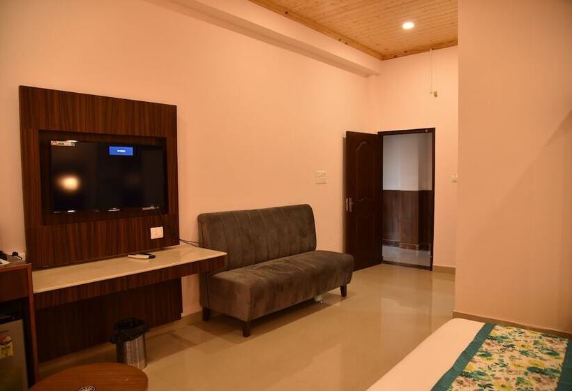 Mastiff Hotel Palampur