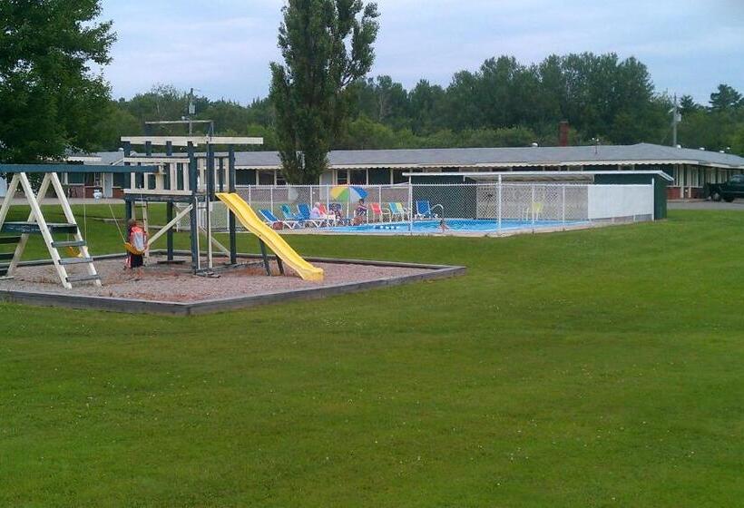 Middleton Motel & Suites