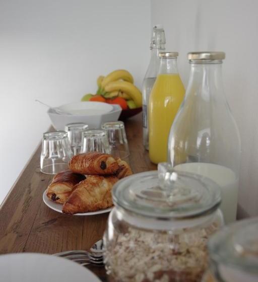 Old Bears Barn Bed And Breakfast