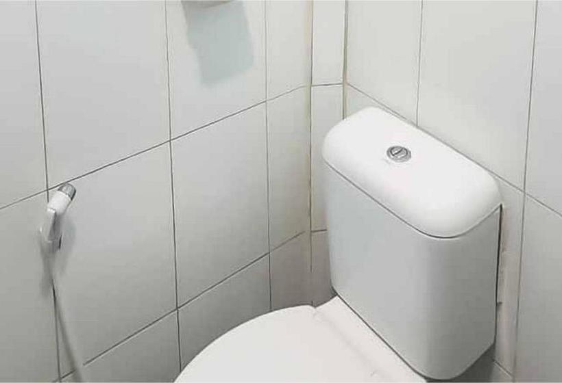 Пансион Airangga Home Stay Syariah Berastagi Redpartner