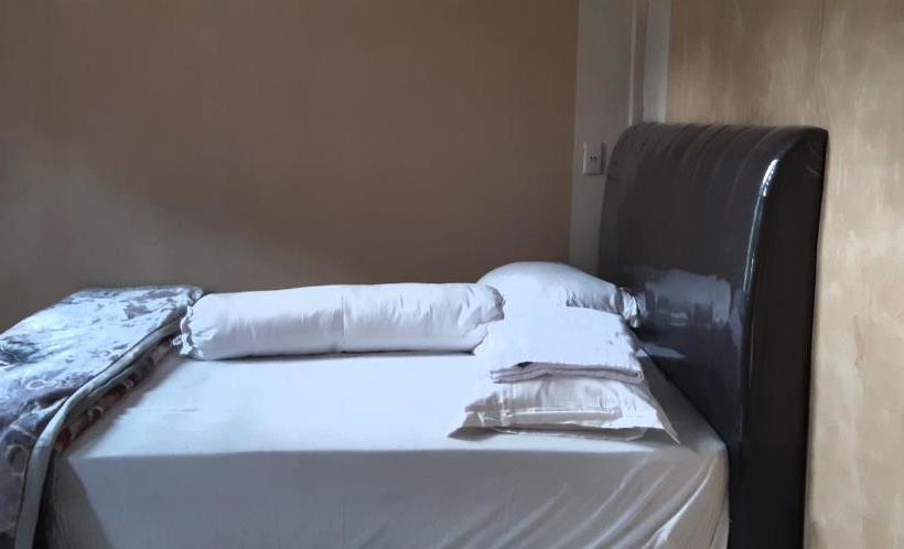 پانسیون Airangga Home Stay Syariah Berastagi Redpartner