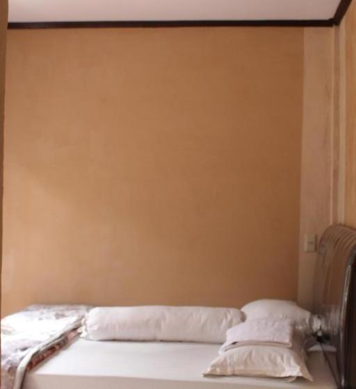 Пансион Airangga Home Stay Syariah Berastagi Redpartner