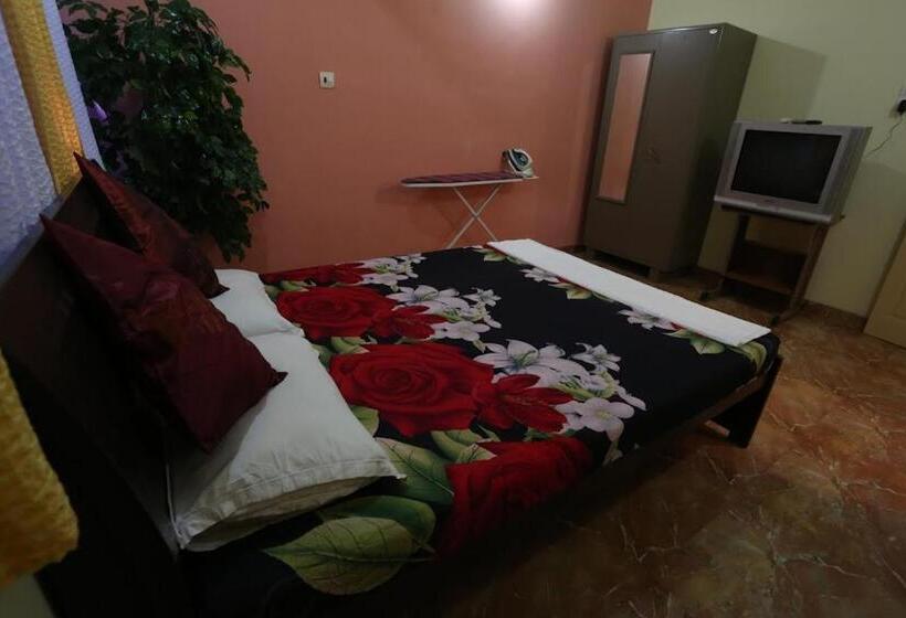 Pension Darryl Ribeiro S 2bhk & 3bhk Apartment In A Villa