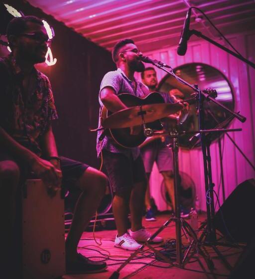 膳宿费 Dots Bay House