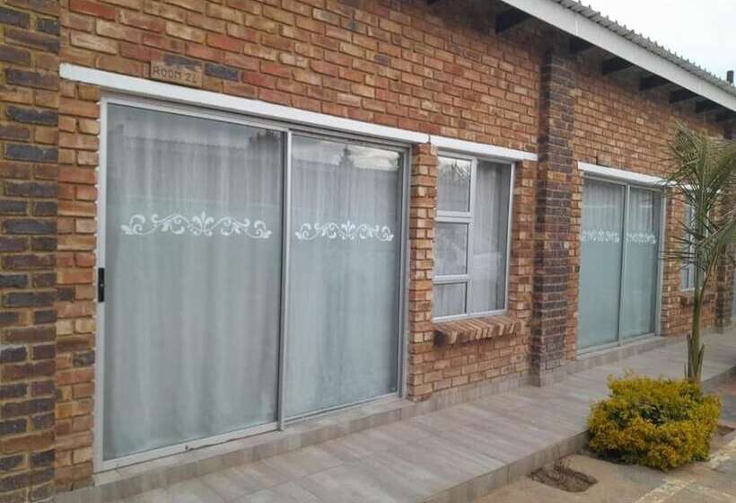 بنسيون Kennzy Guesthouse