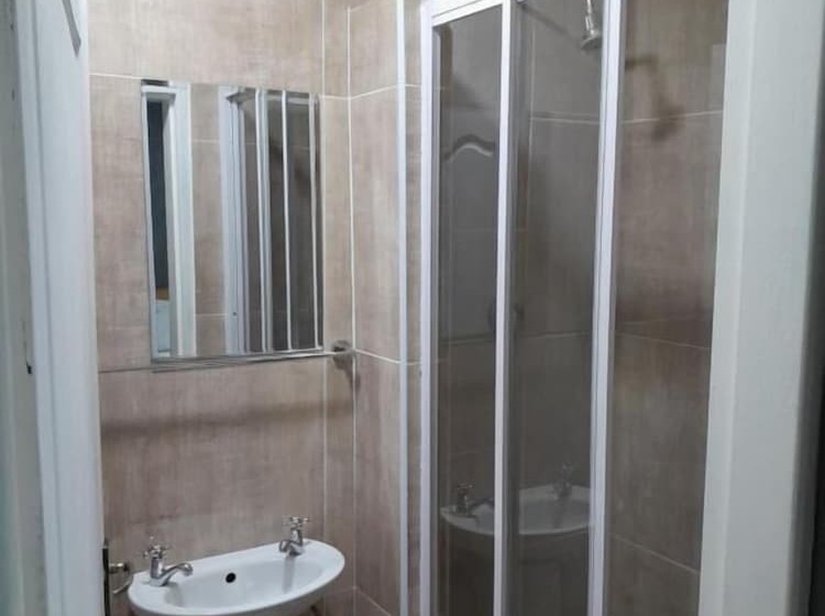 بنسيون Kennzy Guesthouse