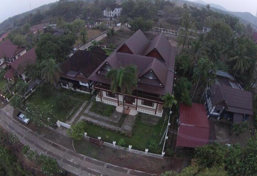 ペンション Kongmany Colonial House