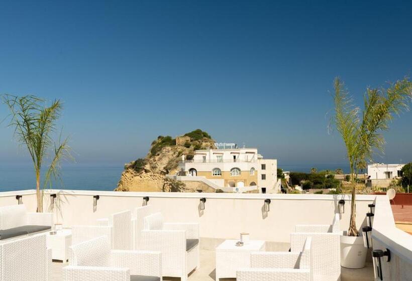 Пансион Naro Suites And Rooms