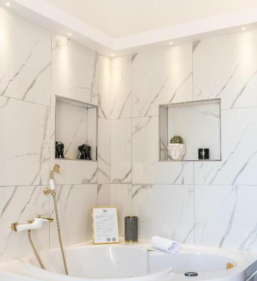 膳宿费 Naro Suites And Rooms