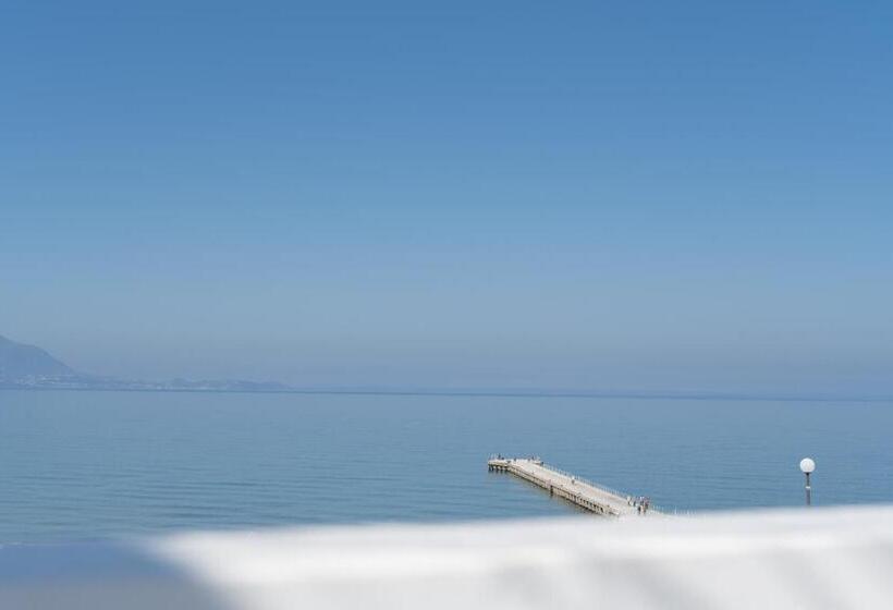 بنسيون Naro Suites And Rooms