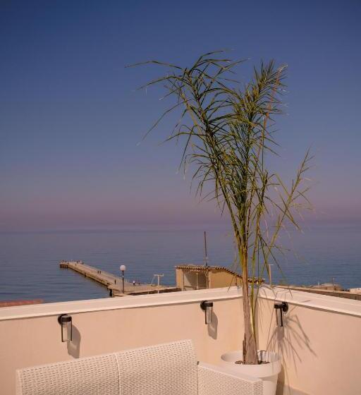 بنسيون Naro Suites And Rooms