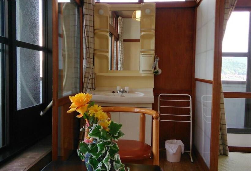 Пансион Poka Poka Village