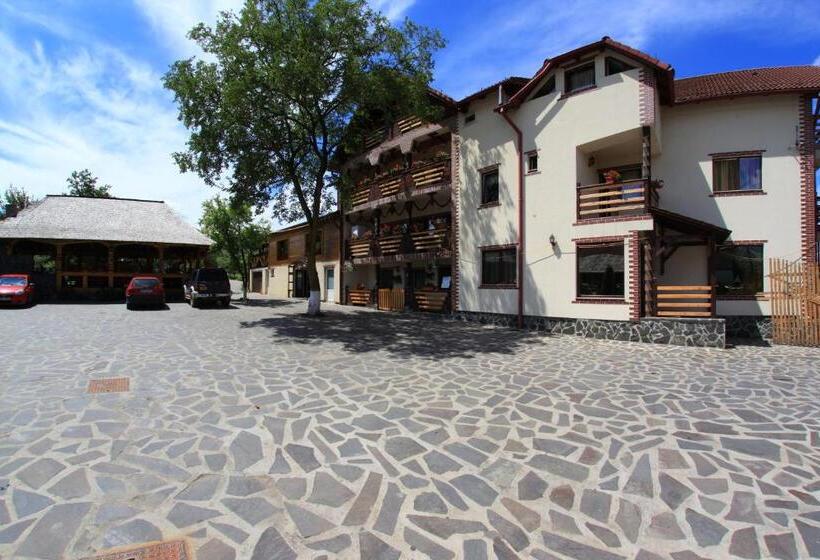 Pensiunea Lacramioara