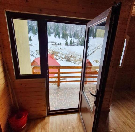 Pensiunea Poarta Lui Ionele