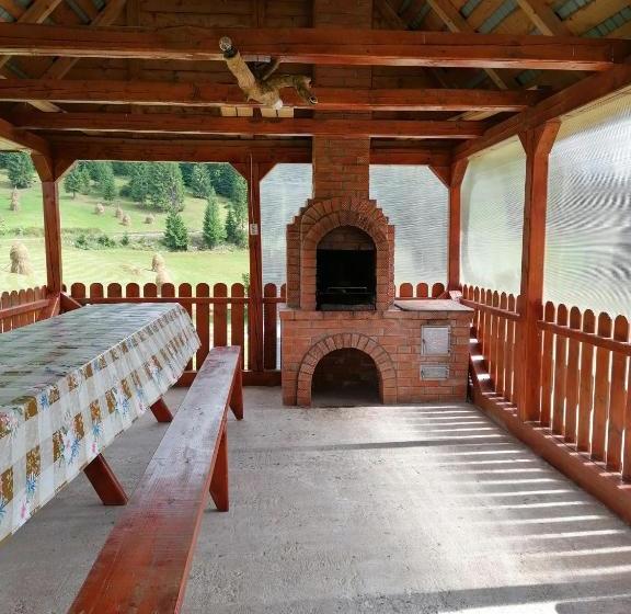 Pensiunea Poarta Lui Ionele