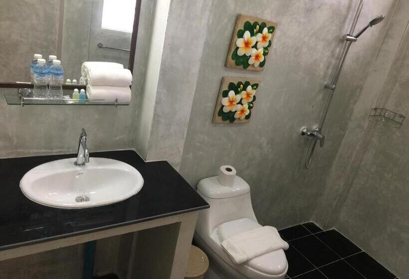 Plaa's Thansadet Resort