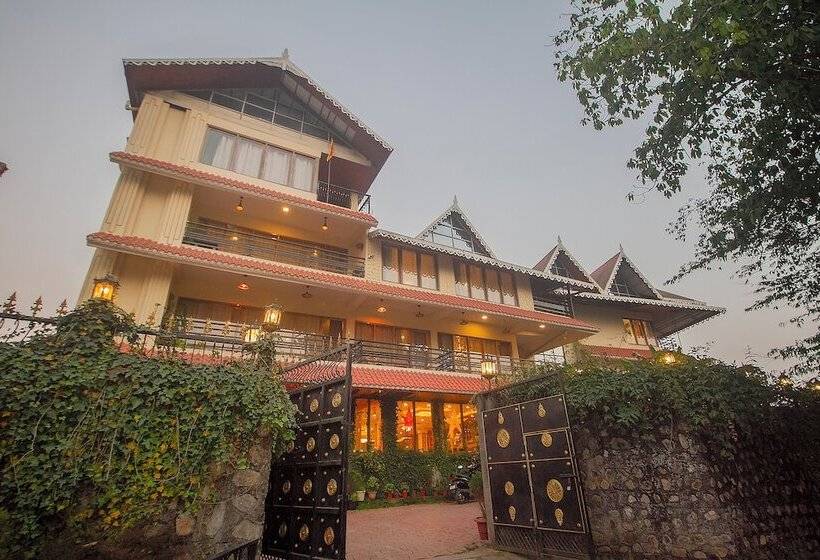 酒店 Mount Queens Hill Resort & Spa