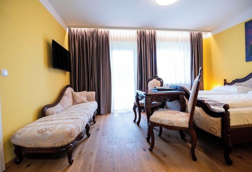 Vulkan Residenz Hotel   Self Check In