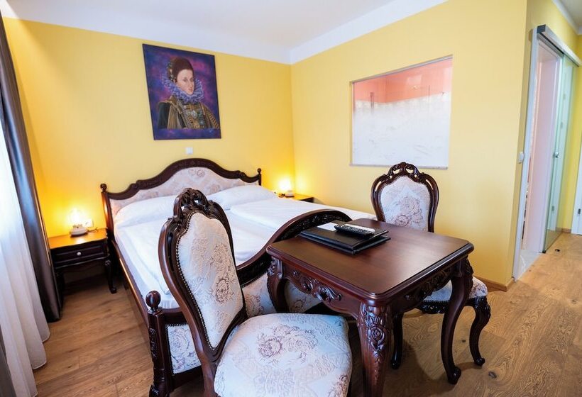 Vulkan Residenz Hotel   Self Check In