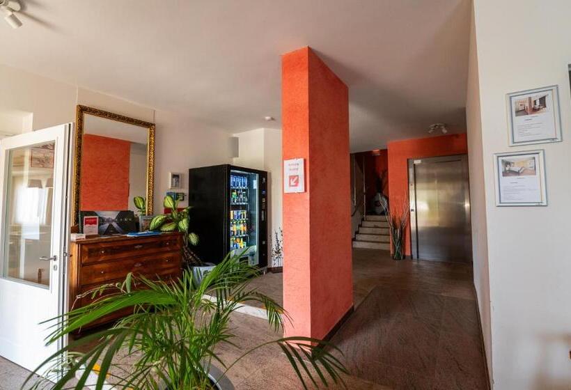 Vulkan Residenz Hotel   Self Check In