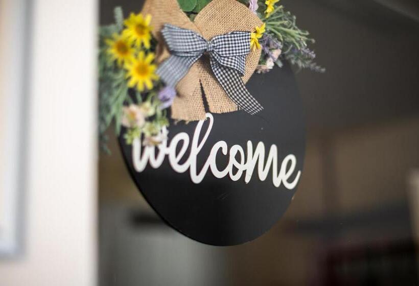 Vulkan Residenz Hotel   Self Check In