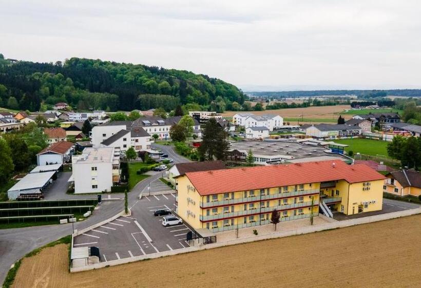 Vulkan Residenz Hotel   Self Check In