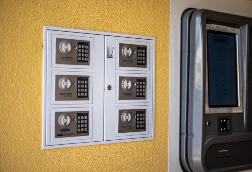 Vulkan Residenz Hotel   Self Check In