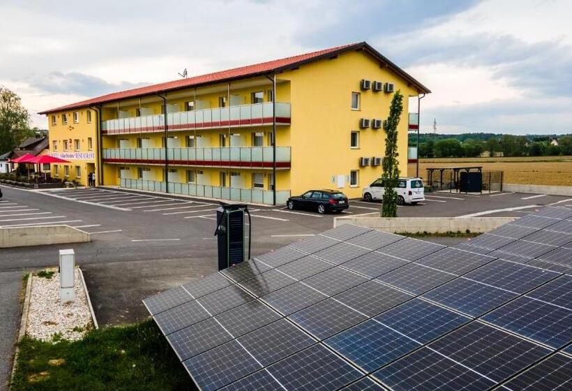 Vulkan Residenz Hotel   Self Check In