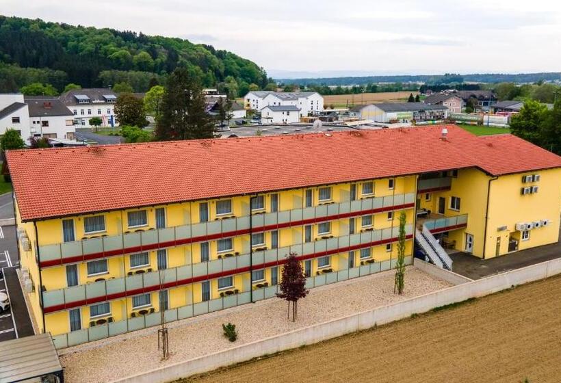 Vulkan Residenz Hotel   Self Check In