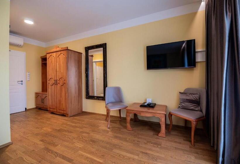 Vulkan Residenz Hotel   Self Check In