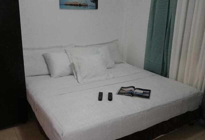 ユースホステル Villa Sarie Bay