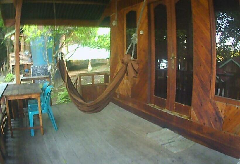 هاستل Yulia Resort