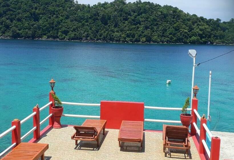 ユースホステル Yulia Resort