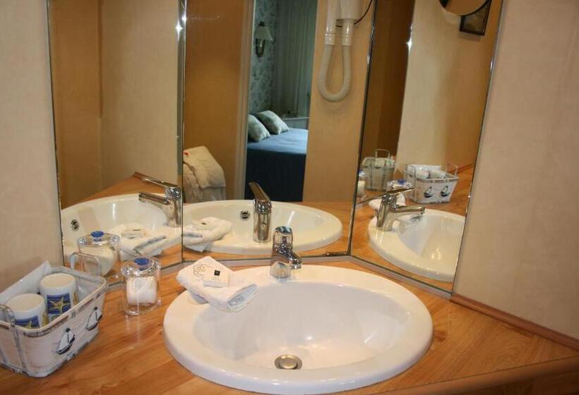 ベッドアンドブレックファースト Chambres D'hôtes & Gites La Chatellenie