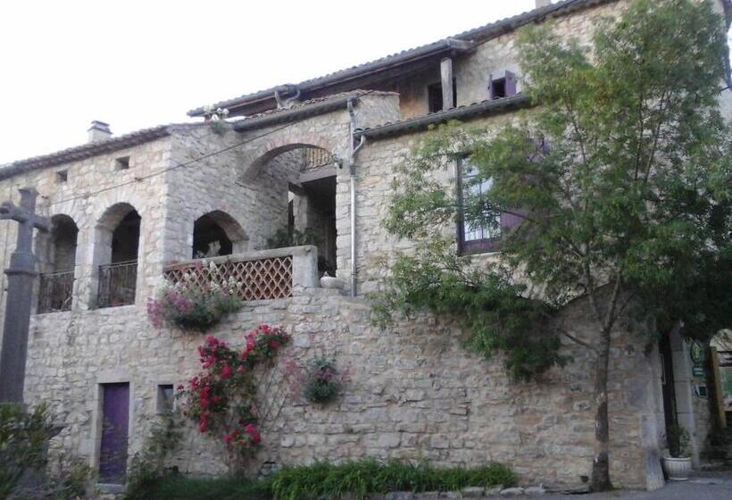 مبيت وإفطار Domaine De Peyre Brune