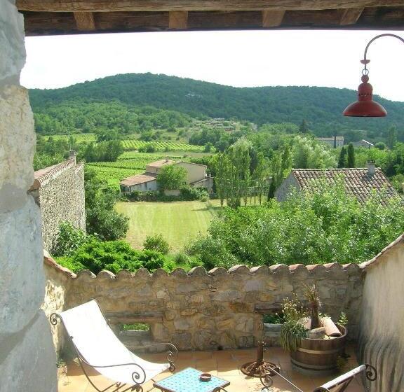 مبيت وإفطار Domaine De Peyre Brune