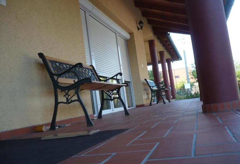 住宿加早餐  Napocska Panzió