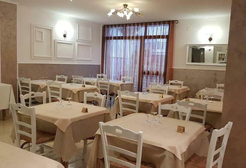 هتل Albergo Primavera