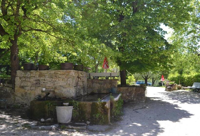 فندق Auberge Les Sibourgs