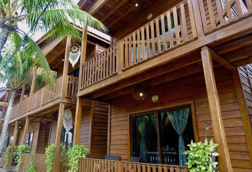 Coconut By óol Hotels