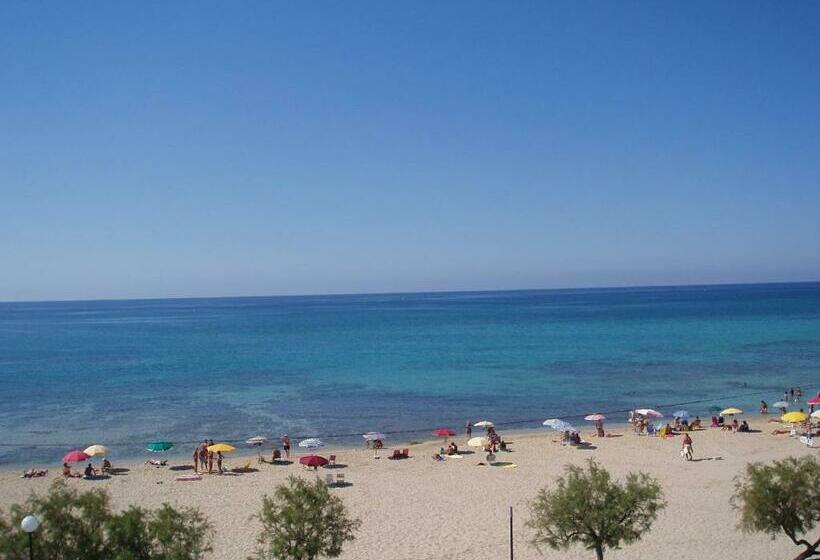 فندق Costa D'oro