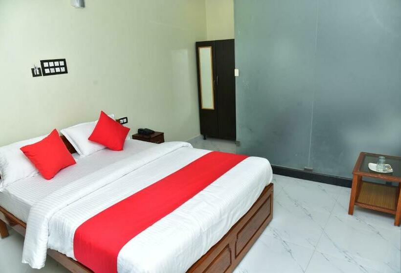 فندق Niraj Residency